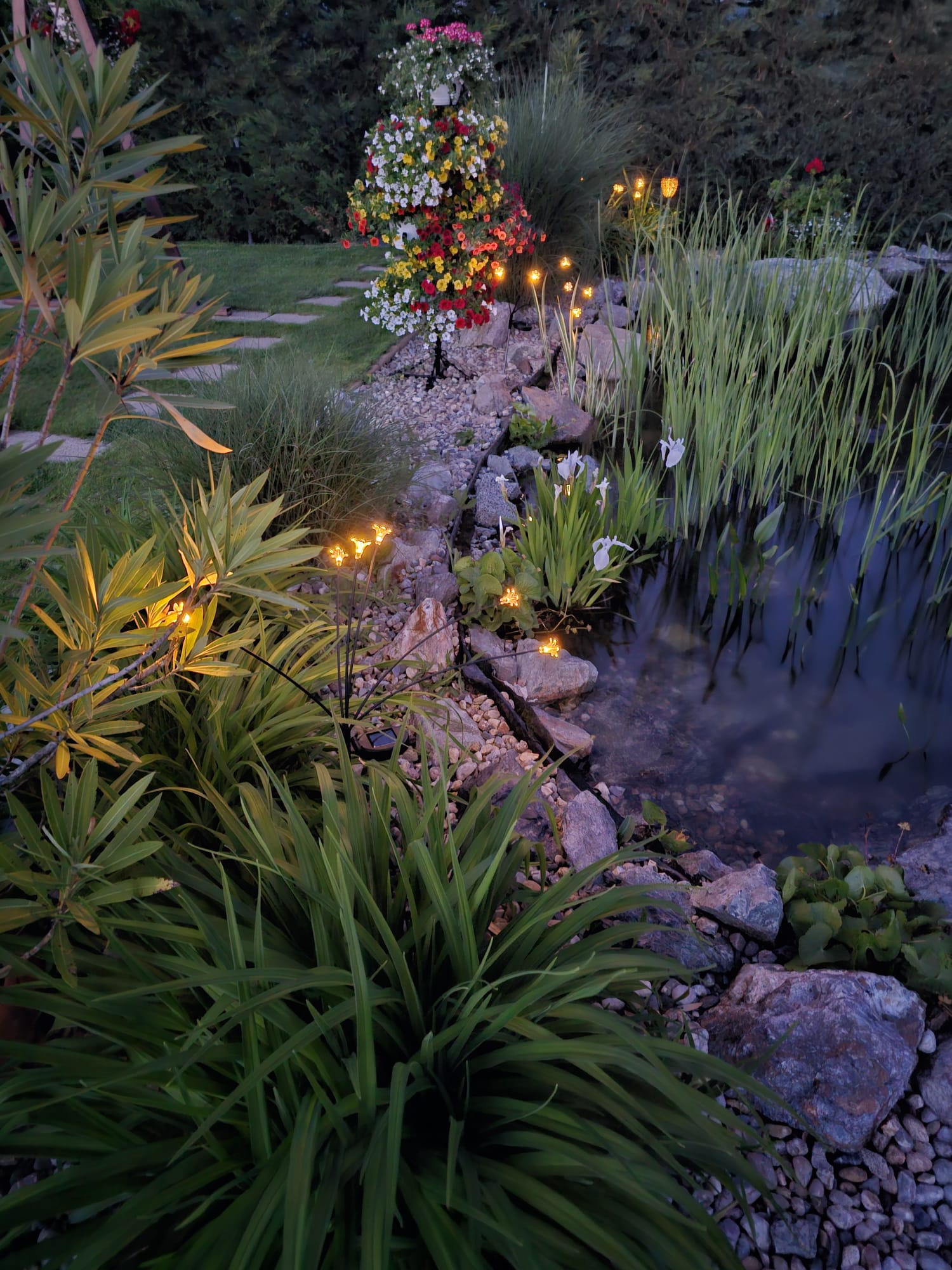 Természetes úszótó — Sat Luna, Kolozs